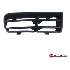 Moldura Farol De Milha Direito Vw Golf 1999 A 2007 - Preto - Direito